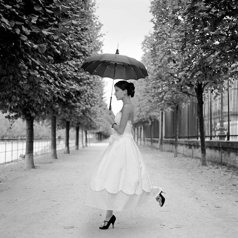 Mira Skipping with Umbrella,  Paris, France, 2007© Rodney Smith